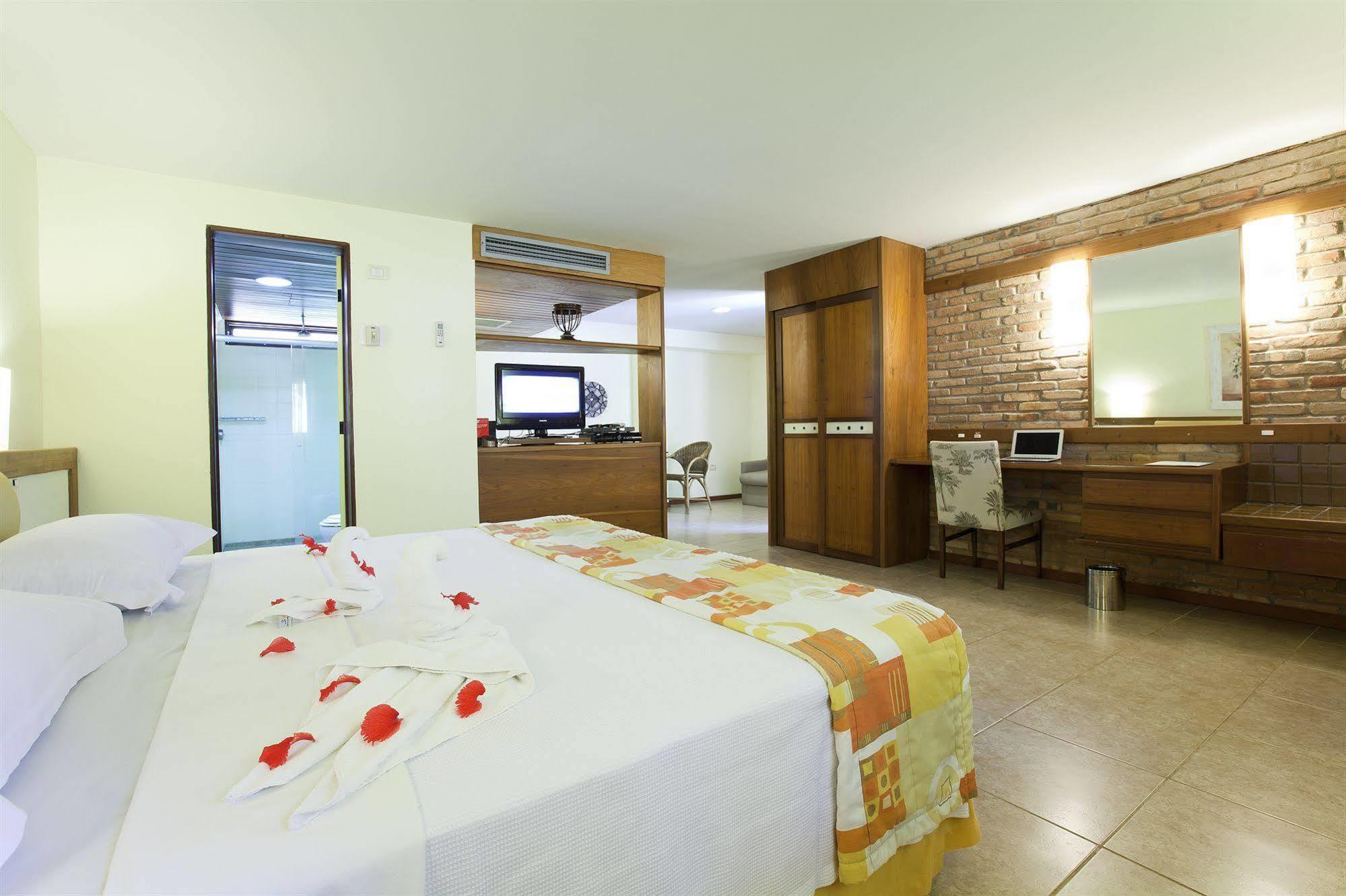Resort Salinas 3*